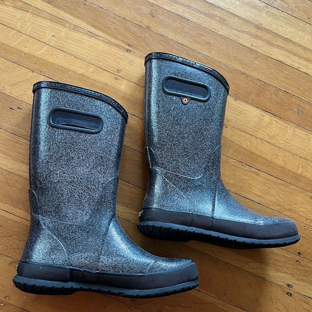 BOGS kids rain boot silver glitter wellies youth 2 33 mid tall boots snow black